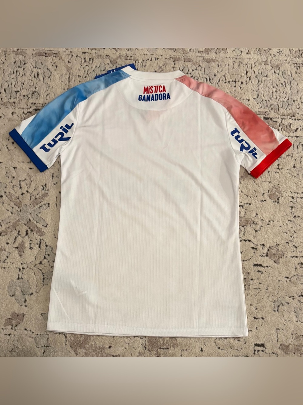Umbro Authentic Club Nacional De Football Uruguay 2021 Jersey Men’s Sz: Small - Picture 6 of 8